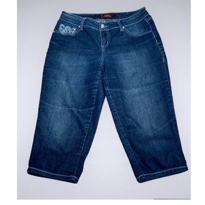 One Zone Cropped Blue Jean Capris Mid Rise 4